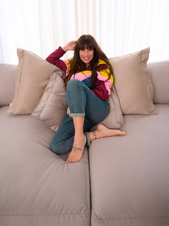 Florencia Peña feet photo thumbnail