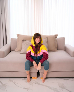 Florencia Peña feet photo thumbnail