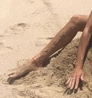 Florencia Raggi feet photo 4
