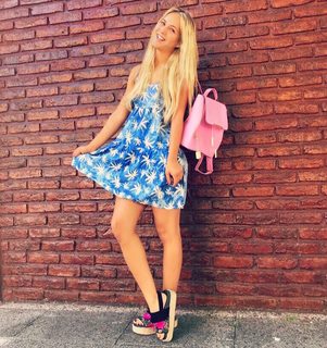 Florencia Vigna feet photo 6
