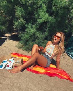 Florencia Vigna feet photo 5