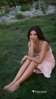 Floriana Lima feet photo 3