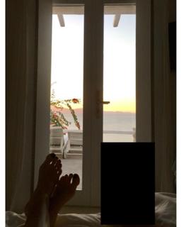 Flávia Alessandra feet photo thumbnail