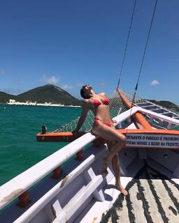 Flávia Alessandra feet photo thumbnail