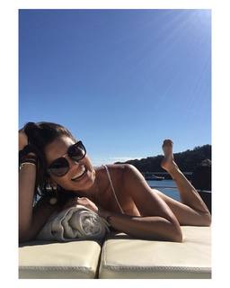 Flávia Alessandra feet photo thumbnail