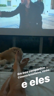 Flávia Alessandra feet photo thumbnail