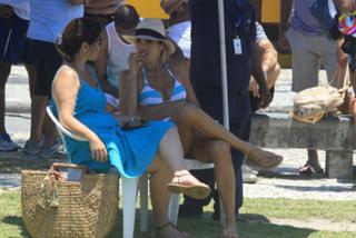 Flávia Alessandra feet photo thumbnail