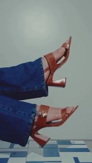 Flávia Alessandra feet photo thumbnail