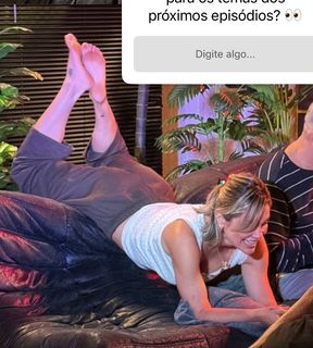 Flávia Alessandra feet photo thumbnail