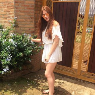 Flávia Charallo feet photo 15