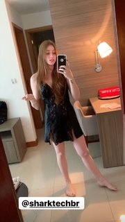Flávia Charallo feet photo 1