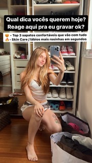 Flávia Charallo feet photo 2