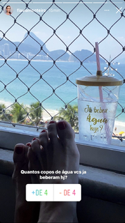 Flávia Monteiro feet photo 14