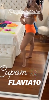 Flávia Pavanelli feet photo 8