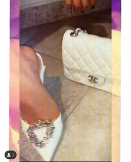 Flávia Pavanelli feet photo 12