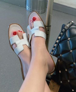 Flávia Pavanelli feet photo 15