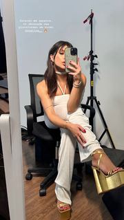 Flávia Pavanelli feet photo 5