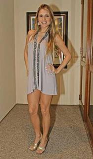 Flávia Viana feet photo 10