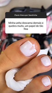 Flávia Viana feet photo 3