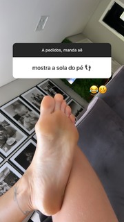 Flávia Viana feet photo 6