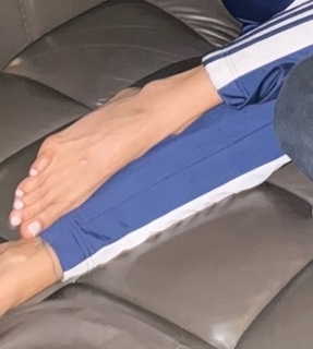 Flávia Viana feet photo 6
