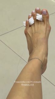Flávia Viana feet photo 11