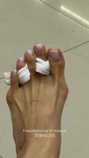 Flávia Viana feet photo 10