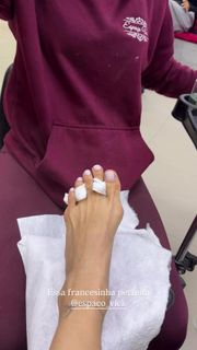 Flávia Viana feet photo 9