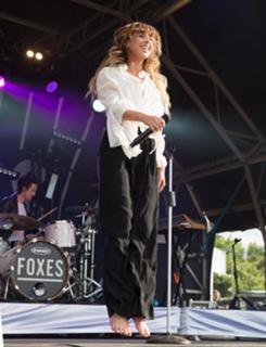 Foxes feet photo 2