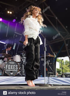 Foxes feet photo 7