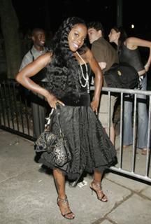 Foxy Brown feet photo 3