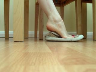 Foxy Feet feet photo 13