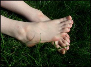 Foxy Feet feet photo 19