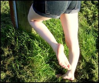 Foxy Feet feet photo 18