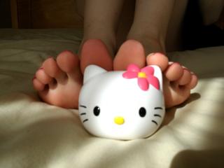 Foxy Feet feet photo 3