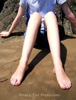 Foxy Feet feet photo 8