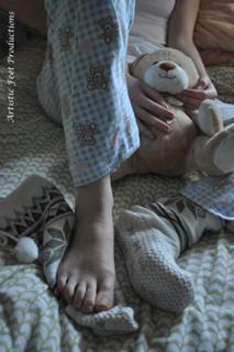 Foxy Feet feet photo 6