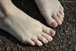 Foxy Feet feet photo 8