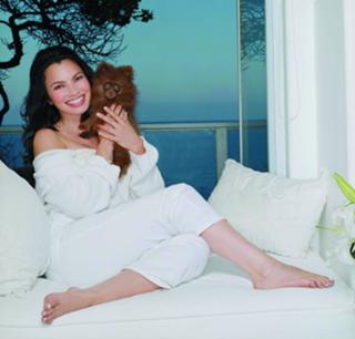 Fran Drescher feet photo thumbnail