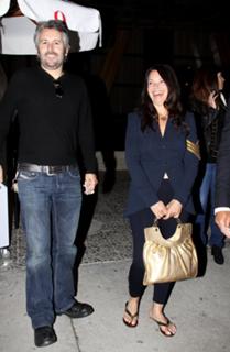 Fran Drescher feet photo thumbnail