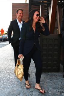 Fran Drescher feet photo thumbnail