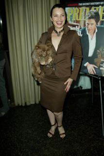 Fran Drescher feet photo thumbnail