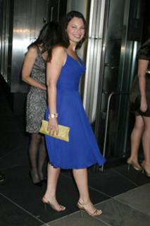Fran Drescher feet photo thumbnail