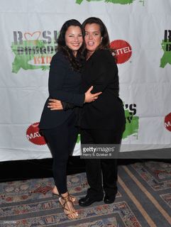 Fran Drescher feet photo thumbnail
