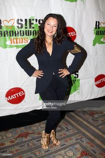 Fran Drescher feet photo thumbnail