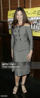 Fran Drescher feet photo thumbnail