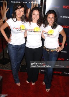 Fran Drescher feet photo thumbnail