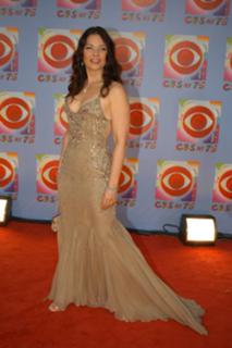 Fran Drescher feet photo thumbnail
