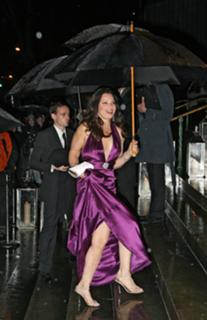 Fran Drescher feet photo thumbnail