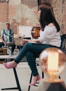 France Beaudoin feet photo 3